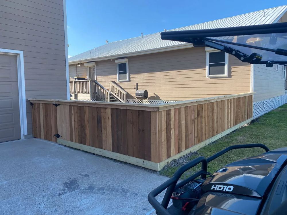 Wood Fence project photo 5 in Victoria County, TX