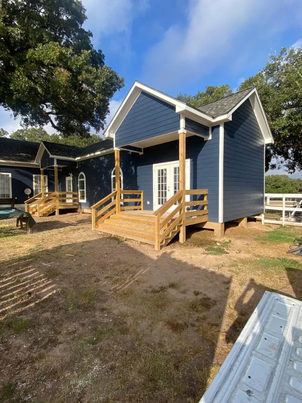 Decks & Covers project photo 4 in Victoria County, TX