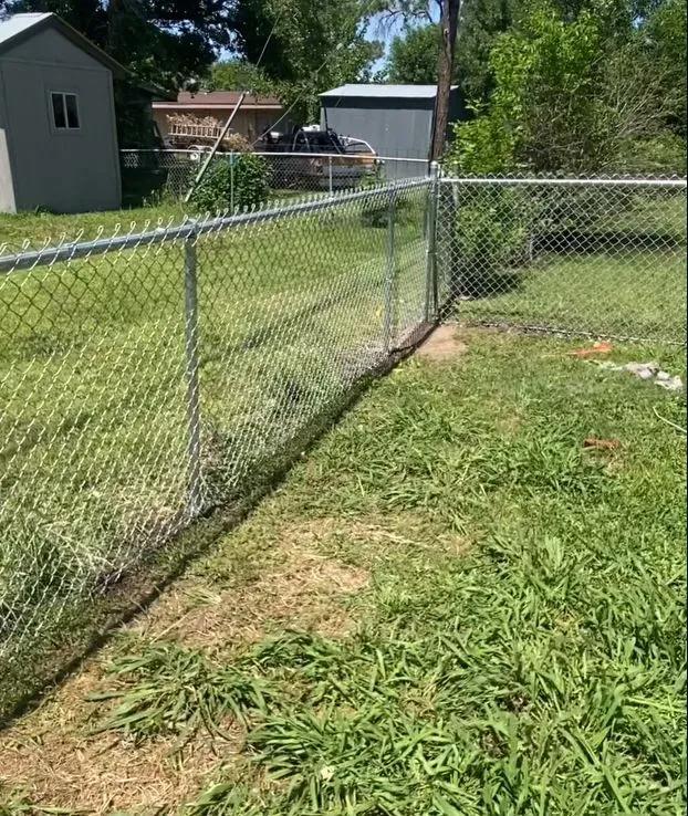 Chain Link Fence project photo 3 in Victoria County, TX